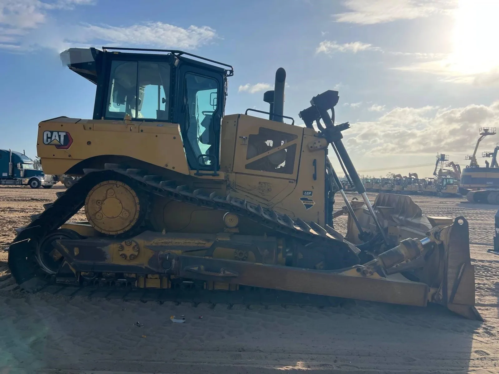 2022 CATERPILLAR D6 XE LGP image 4