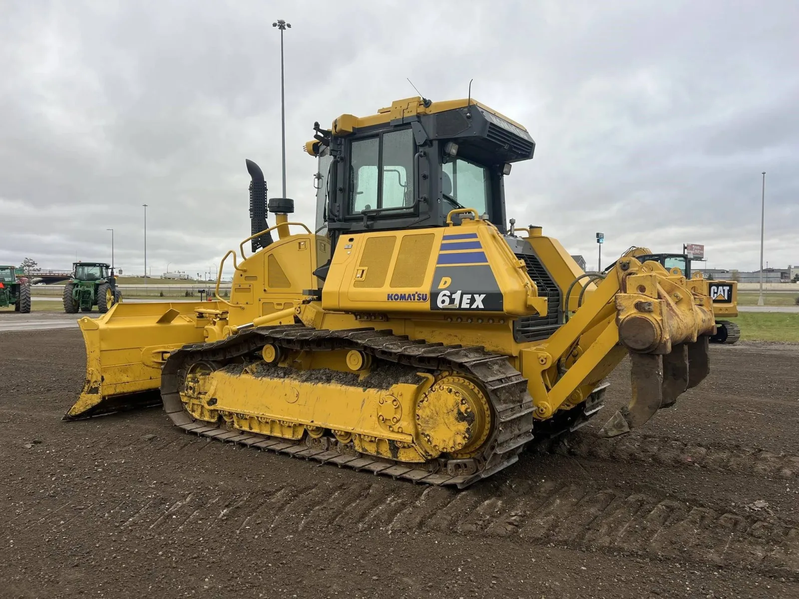 2022 KOMATSU D61EX-24 image 3