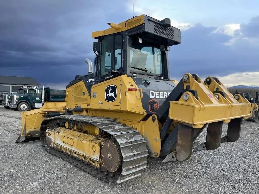 2022 JOHN DEERE 750L XLT image 2