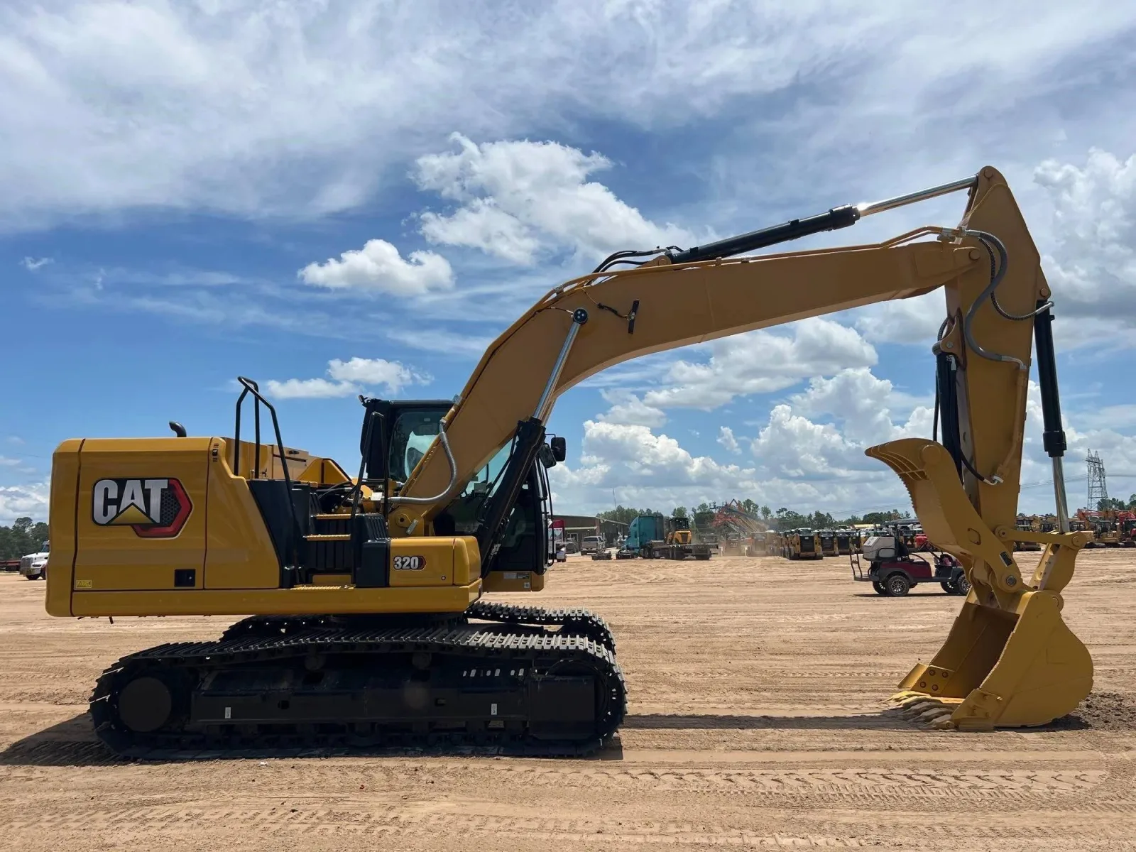 2023 CATERPILLAR 320 image 2