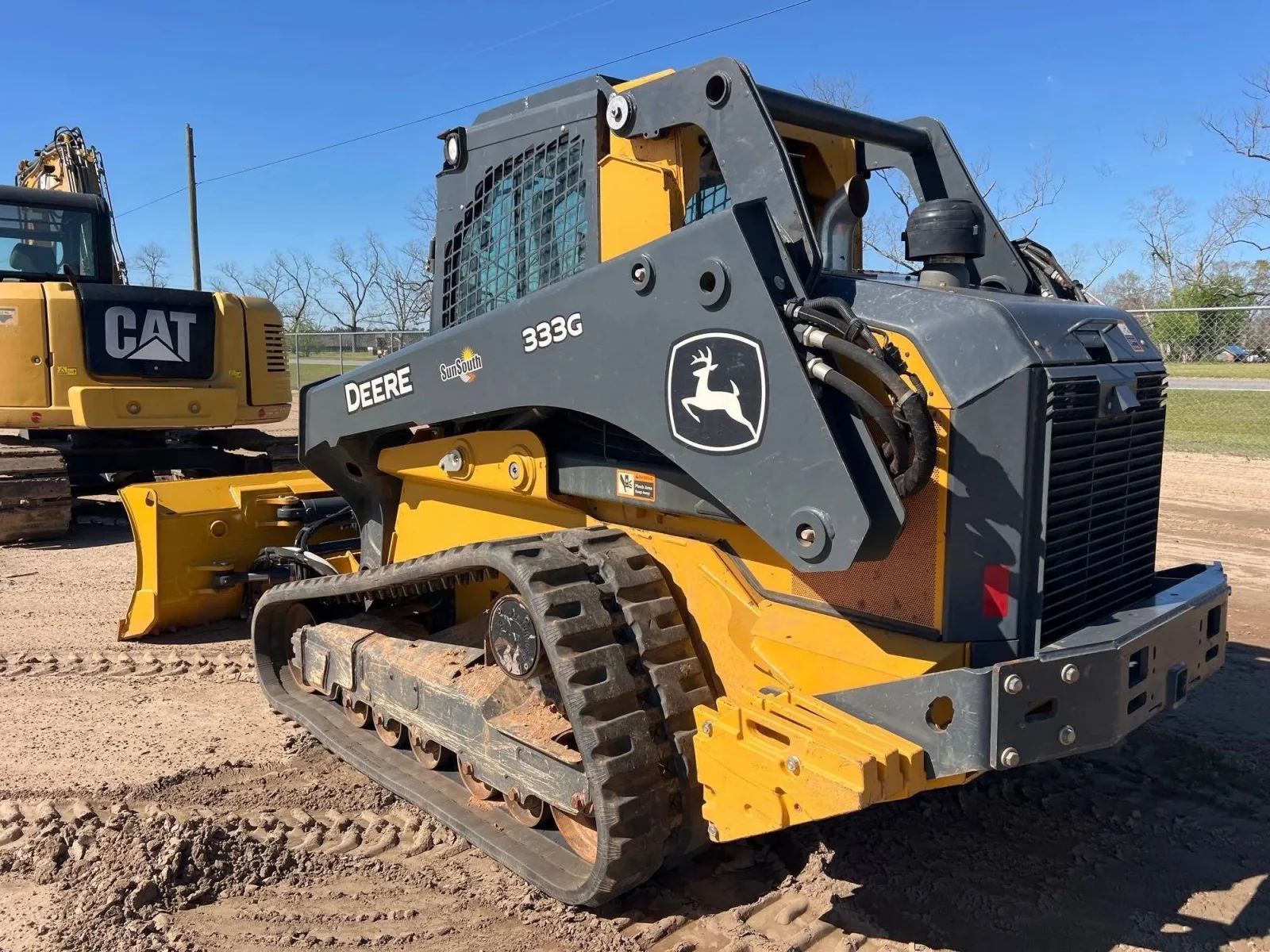 2023 John Deere 333G image 2